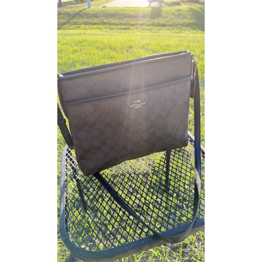 Coach Signature Zip Top Tote Monogram Classic Bag